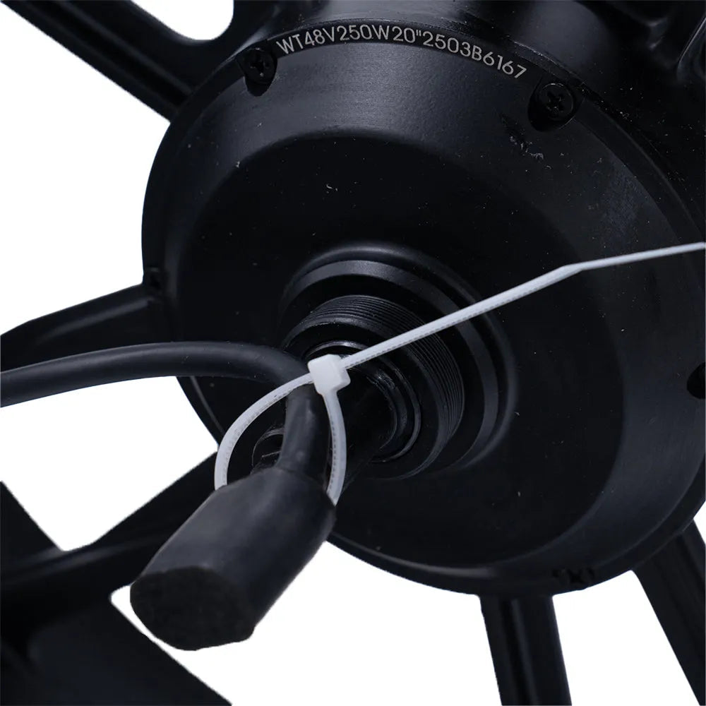 OUXI motor inclusief achterwiel - Rode kabel - kleine motor